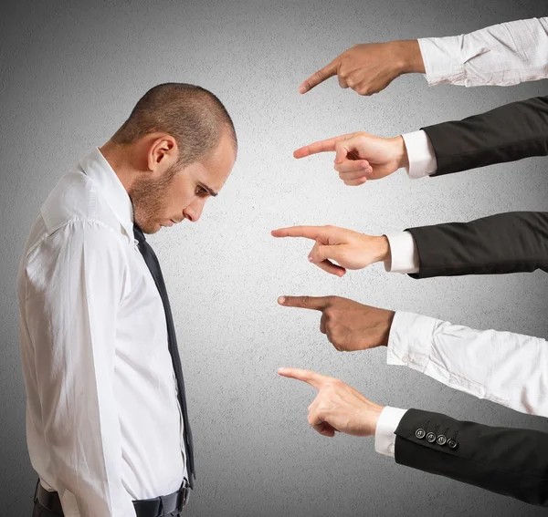 Tiempos de prueba y adversidad