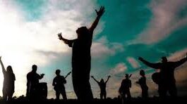 UNA ADORACIÓN AMOROSA